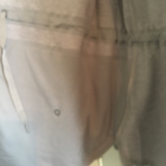 The North Face Women’s zip up jacket - Picture 10 of 10